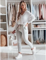 Dámske textilné nohavice s opaskom ROSSALI svetlo sivá FashionStreet UY2534 Dámske textilné nohavice s opaskom ROSSALI svetlo sivá FashionStreet UY2534