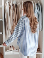 Dámske nadrozmerné tričko s predĺženým zadným dielom SAMONE v modro-bielych pruhoch FashionStreet DY0461 Dámske nadrozmerné tričko s predĺženým zadným dielom SAMONE v modro-bielych pruhoch FashionStreet DY0461