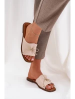 Klapki Na Płaskiej Podeszwie Z Ozdobną Kokardką Beżowe Deonelis