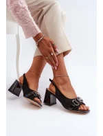 Dámske sandále na vysokom podpätku so zdobením, čierne D&A