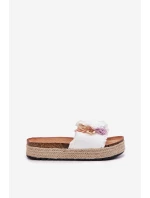 Klapki Damskie Z Kwiatami Platforma Z Plecionką Białe Zenvanis