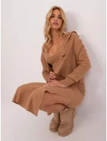 Dámska pletená súprava v ťavej farbe - šaty a sveter s golierom (1459) Dámska pletená súprava v ťavej farbe - šaty a sveter s golierom (1459)