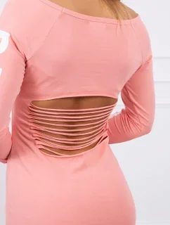 Roztrhané marhuľové šaty