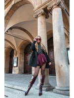 Dámské kozačky na jehlovém podpatku s páskem bordó Lisanne