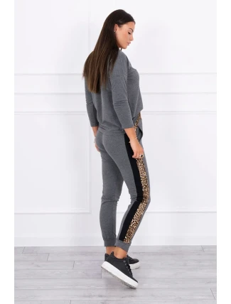 Sada s leopardím vzorom v grafitovej farbe Sada s leopardím vzorom v grafitovej farbe