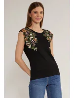 Dámske tričko s kvetinovou potlačou TSH0213 čierne - Monnari
