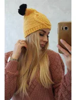 Fleecová čiapka 2 brmbolce K291 žltá