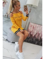 Šaty Tres Chic v horčicovej farbe Šaty Tres Chic v horčicovej farbe