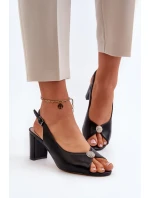 Elegantné sandále na vysokom podpätku so zdobením, Black Trasea