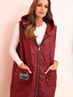 Dámska prešívaná vesta s kapucňou na zips v bordovej farbe