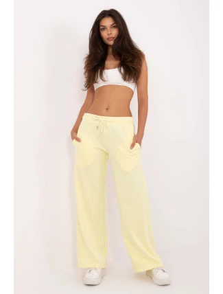 Tepláky model 216514 Relevantnosť