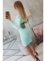 Otrhané mätové šaty