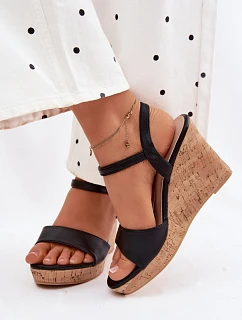 Dámske sandále na platforme Black Clarabella