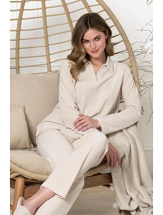Pyžamo Leveza 1817 Dafne, s dlhými rukávmi, veľkosti M–XL Pyžamo Leveza 1817 Dafne, s dlhými rukávmi, veľkosti M–XL