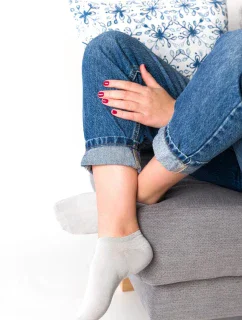 Hladké dámske bavlnené ponožky 007