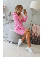 Šaty s kapucňou vo svetlo ružovej farbe