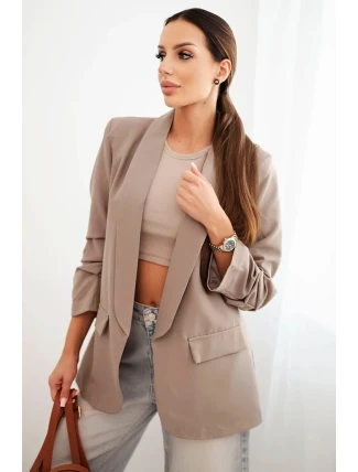 Elegantné sako s vejárovitými klopami Elegantné sako s vejárovitými klopami