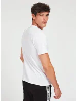 Pánske tričko s krátkym rukávom U0BA47K6YW1 - TWHT biela - Guess Pánske tričko s krátkym rukávom U0BA47K6YW1 - TWHT biela - Guess