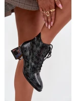 Lakierowane Botki Damskie Z Naturalnej Skóry Na Obcasie Z Kryształkami Artiker 57C0132 Szare