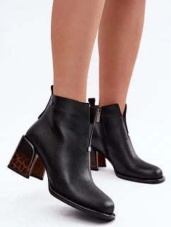 Dámské kožené kotníkové boty na podpatku s vyhříváním GOE UU2N4204 Černé