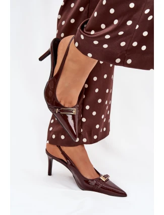 Lakierowane Czółenka Na Szpilce Ze Złotą Klamrą Czekoladowe Vivae