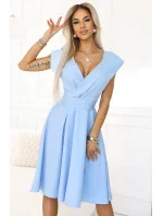 348-12 SCARLETT - Roztiahnuté midi šaty s obálkovým výstrihom a opaskom - MODRÁ 348-12 SCARLETT - Roztiahnuté midi šaty s obálkovým výstrihom a opaskom - MODRÁ