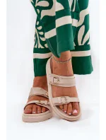 Žabky model 212141 Krok vo veľkom štýle Žabky model 212141 Krok vo veľkom štýle