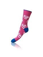 Darčeková krabica zábavných bláznivých ponožiek 4 páry CRAZY SOCKS BOX - BELLINDA - červená