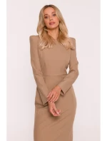 S412 Šaty v tvare ceruzky s ozdobnými ramenami - béžové