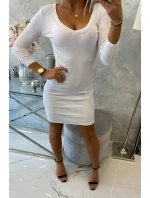 Priliehavé šaty s výstrihom bielej Priliehavé šaty s výstrihom bielej
