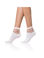 Dámske ponožky s ozdobným lemom TRENDY COTTON SOCKS - Bellinda - biela Dámske ponožky s ozdobným lemom TRENDY COTTON SOCKS - Bellinda - biela