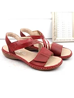 Pohodlné kožené sandále Rieker W RKR685 red