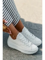 Trampki Damskie Z Haftem Na Platformie Lee Cooper LCW-25-31-3465L Białe