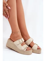 Klapki Damskie Na Koturnie Z Plecionką I Klamrami Beżowe Pasinea