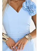 669-2 Svadobné maxi šaty s kvetom na ramene a rozparkom - modré