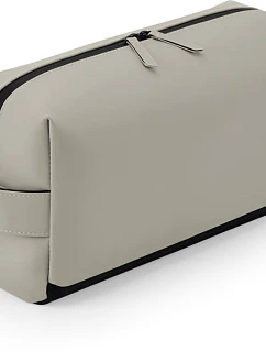 BagBase BG 337 Toaletná taška z matného PU 52.0337 clay