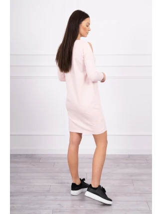 Rukoväť s púdrovo ružovými šatami s potlačou