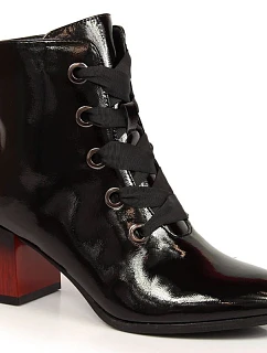 Zateplené čižmy s lakovanou ozdobnou pätou Potocki W WOL99