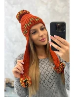 Dámska klapka na uši Nadia K321 červená Dámska klapka na uši Nadia K321 červená