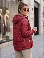 Dámska prešívaná prechodná bunda s kapucňou, vínová, FashionStreet TY5785 Dámska prešívaná prechodná bunda s kapucňou, vínová, FashionStreet TY5785