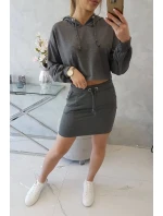 Súprava blúzky a sukne v grafitovej farbe Súprava blúzky a sukne v grafitovej farbe