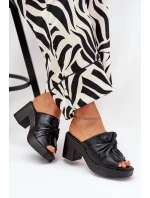 Klapki Damskie Na  Słupku Z Eko Skóry Czarne Kikilla