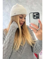 Tenká čiapka Oliwia K252 ecru