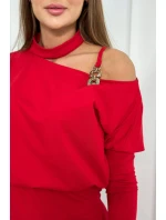 Šaty so zdobením na ramenách červené Šaty so zdobením na ramenách červené