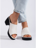 Trendy dámske biele topánky na širokom podpätku