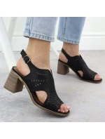 Dámske čierne sandále na podpätku Jezzi 24125