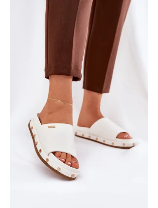 Klapki Damskie Na Platformie Z Ćwiekami Big Star RR274216 Białe