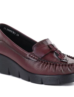 Kožené mokasíny s bordovou platformou Vinceza 39990