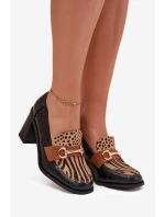 Półbuty Damskie Na Słupku Z Tłoczeniem I Złotym Detalem Czarno-Beżowe Novella