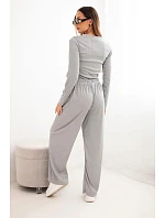 Dámsky viskózový komplet s blúzkou a širokými nohavicami sivej farby
